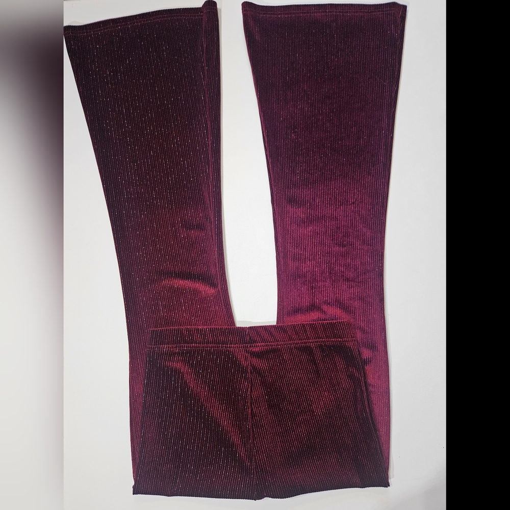 American Eagle Womens Velvet Flare Pants Size Medium Long Burgundy Red - Picture 6 of 6